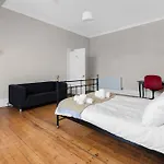 Family Residence In Edinburgh