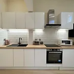 Edinburgh City Centre 1Bed Flat Near Castle & Uni