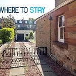 Colinton Garden Cottage - Edinburgh Hideaway