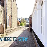 Colinton Garden Cottage - Edinburgh Hideaway
