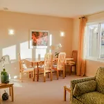 Sophisticated Edinburgh Apartment In City Centre
