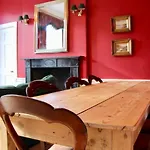 2 Bedroom Apartment In City Centre