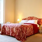2 Bedroom Apartment In City Centre