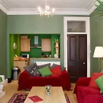 1 Bedroom Stockbridge Apartment