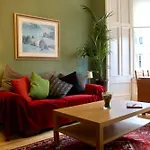 1 Bedroom Stockbridge Apartment