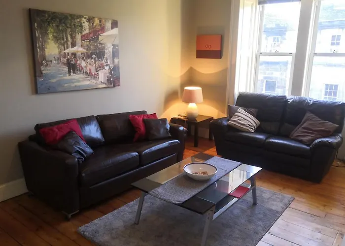 Spittal Street Residence, Spacious 2 Bedroom Apartment Close To Castle