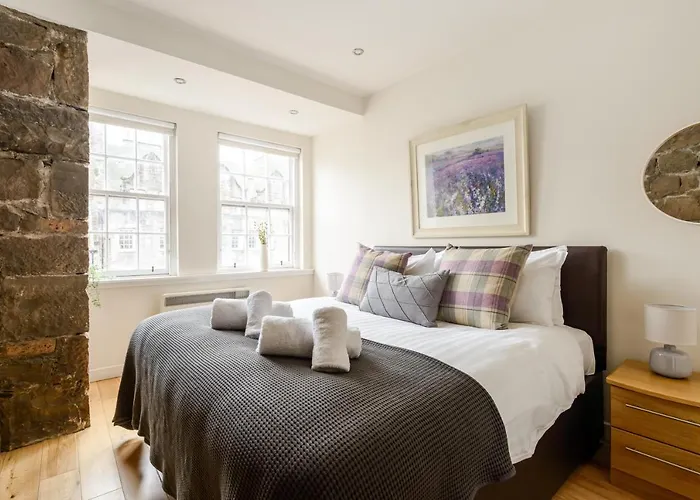 The Lady Stair\'S Apartment - Royal Mile