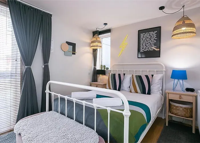 Heavenly Pad Portobello Beach Apartment - Built In 2022