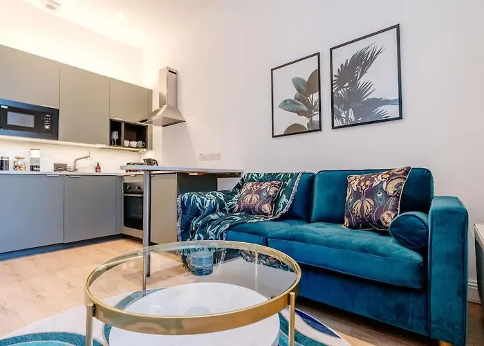 Leith Luxe Retreat!
