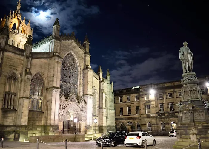 Stay Edinburgh City Apartments - Royal Mile