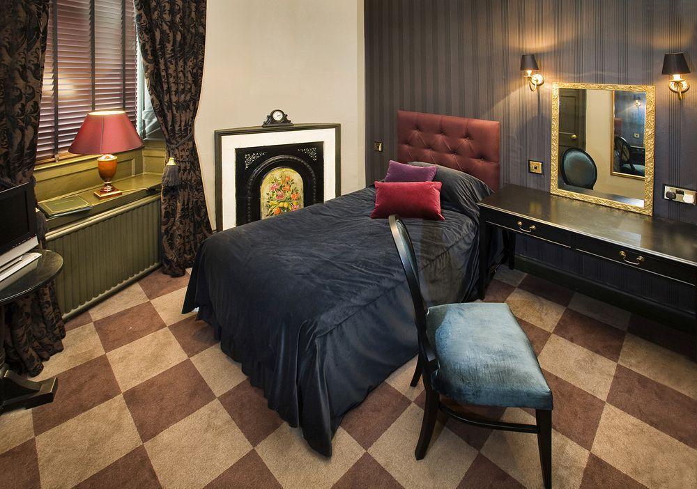 Hotel Albany