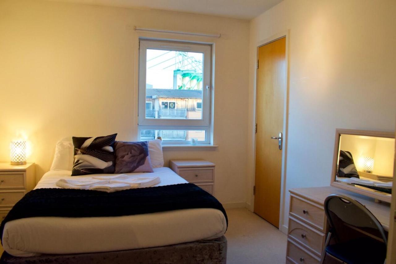 2 Bedroom Flat With Balcony Views Of Arthur's Seat Apartment Edinburgh