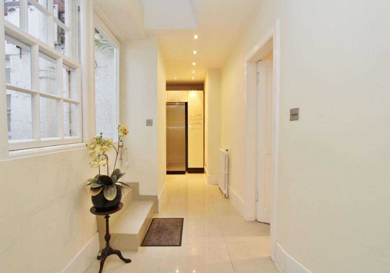 Apartment 3 Bed Apt In Historic Ramsay Garden