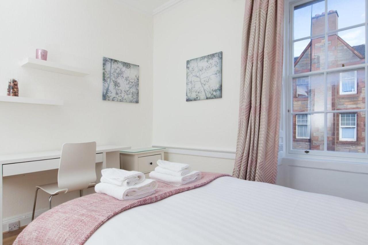 Spacious 4 Bedroom Near Meadows Edinburgh