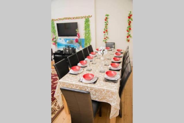 Lauriston Roomz Hotel *