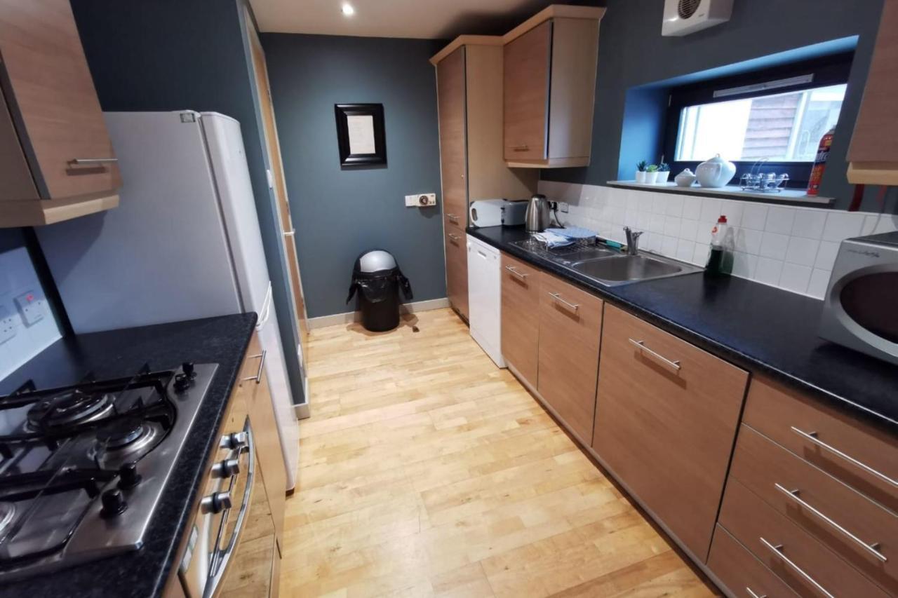 Bright Modern - Royal Mile Apartment Edinburgh