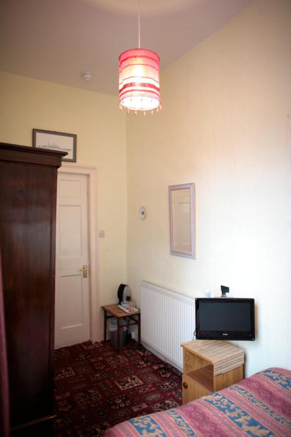 Averon Guest house Edinburgh