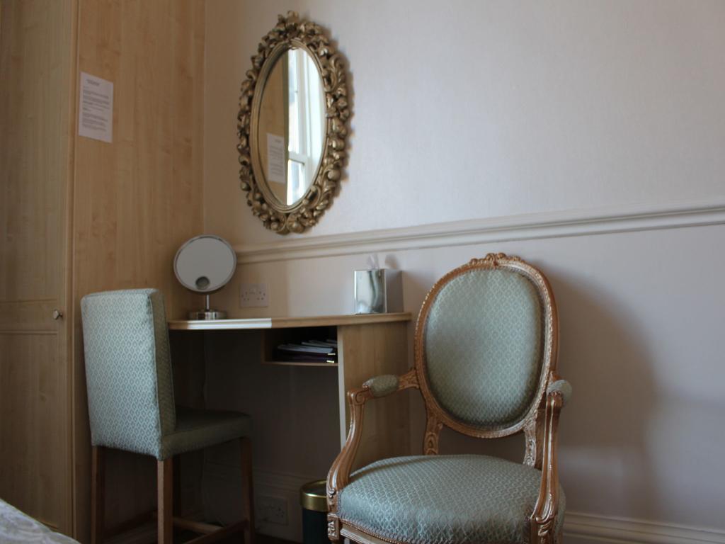Highfield 4* Edinburgh