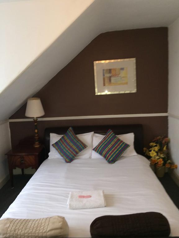 Thistle Guest house 2*