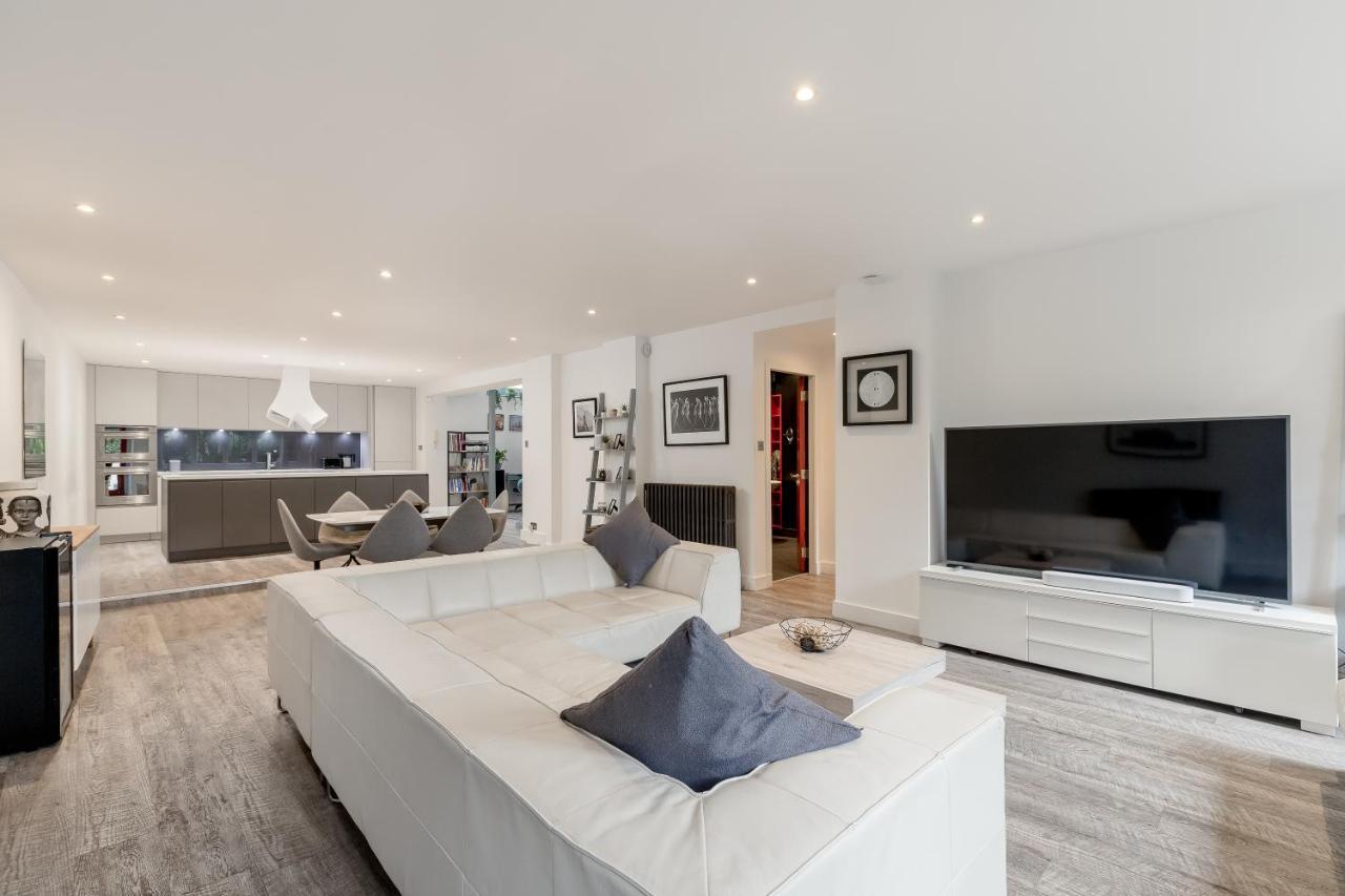 Holiday home Luxury Architect Designed 13 Mins To Royal Mile Edinburgh