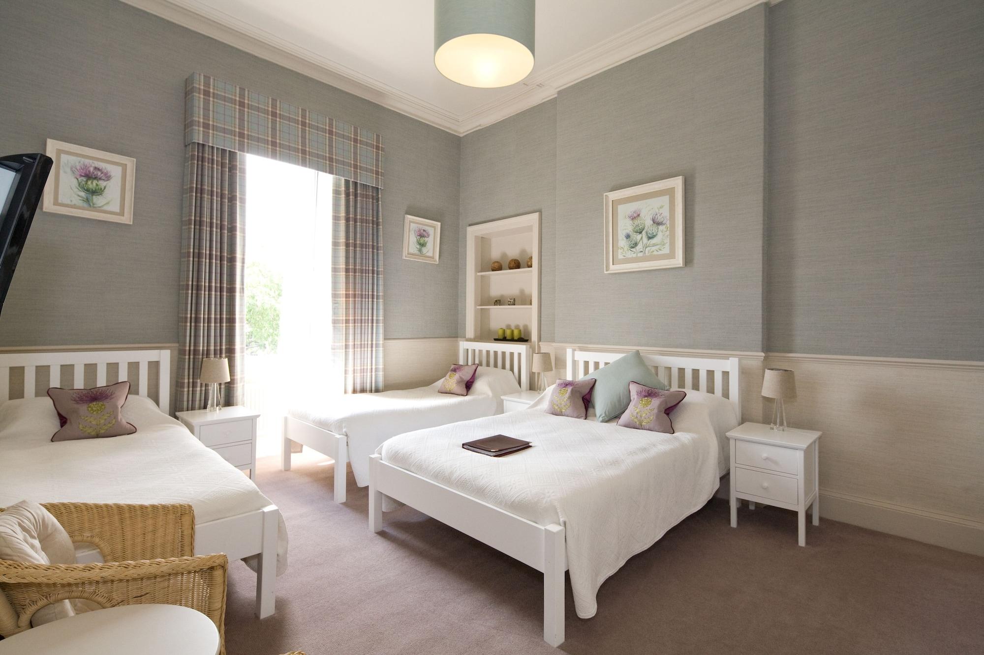 Sherwood Guest house 4*