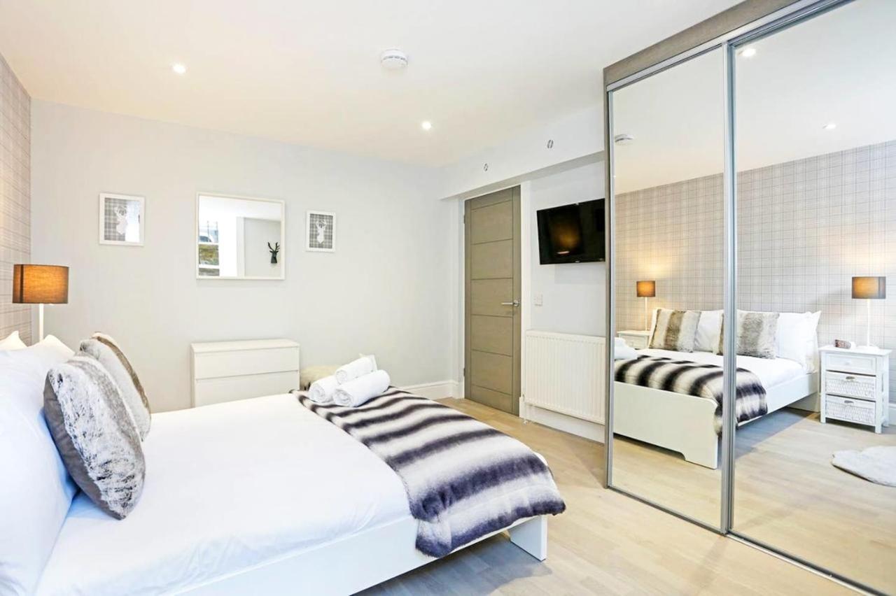 Ultra Modern, Stylish Next To Princes St EDI