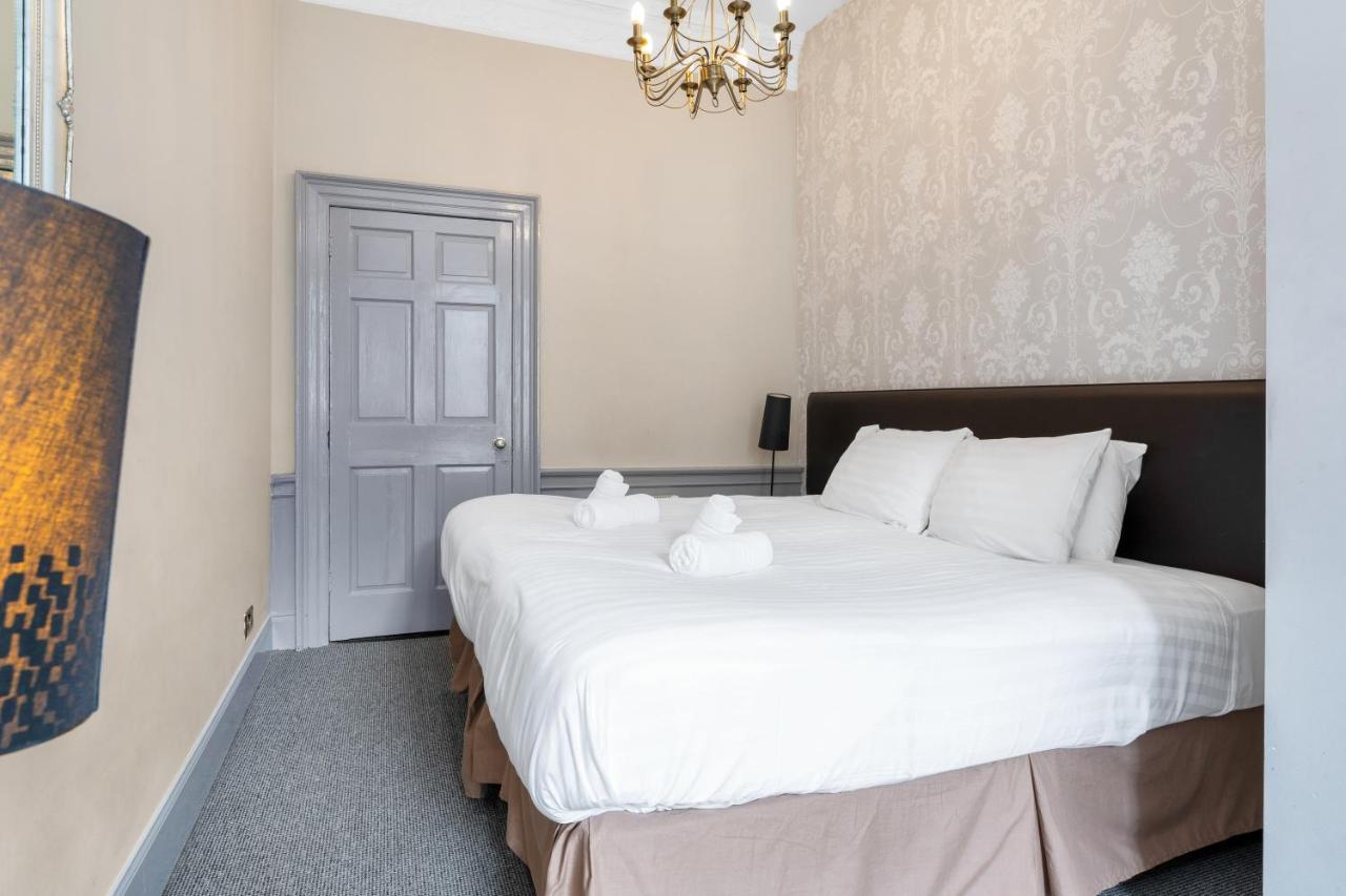 Unique 2 Bedroom Castle - Near Castle & Royal Mile Apartment *