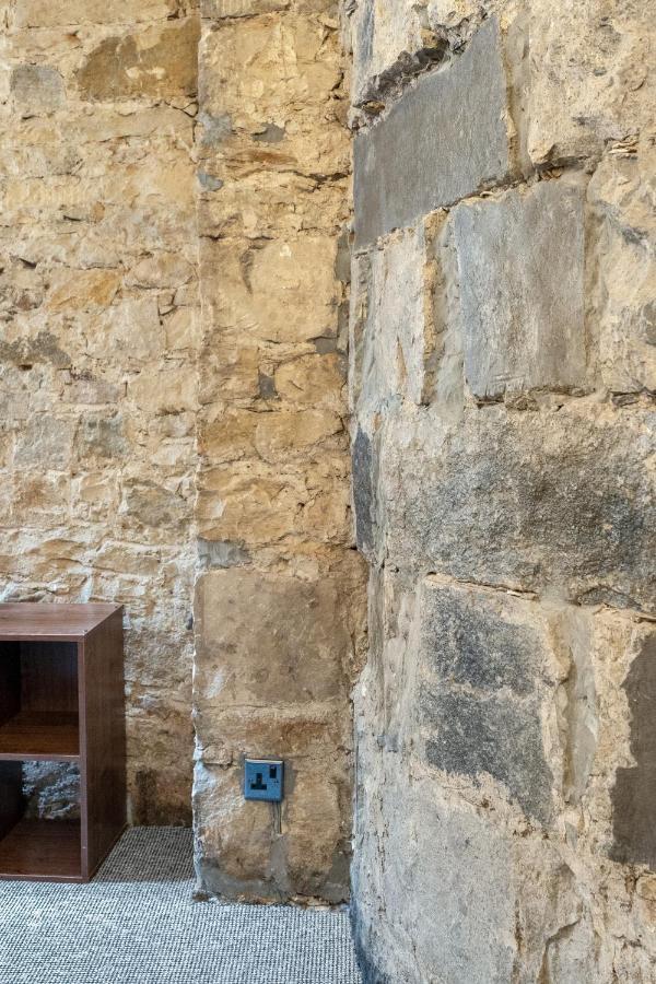 Apartment Unique 2 Bedroom Castle - Near Castle & Royal Mile