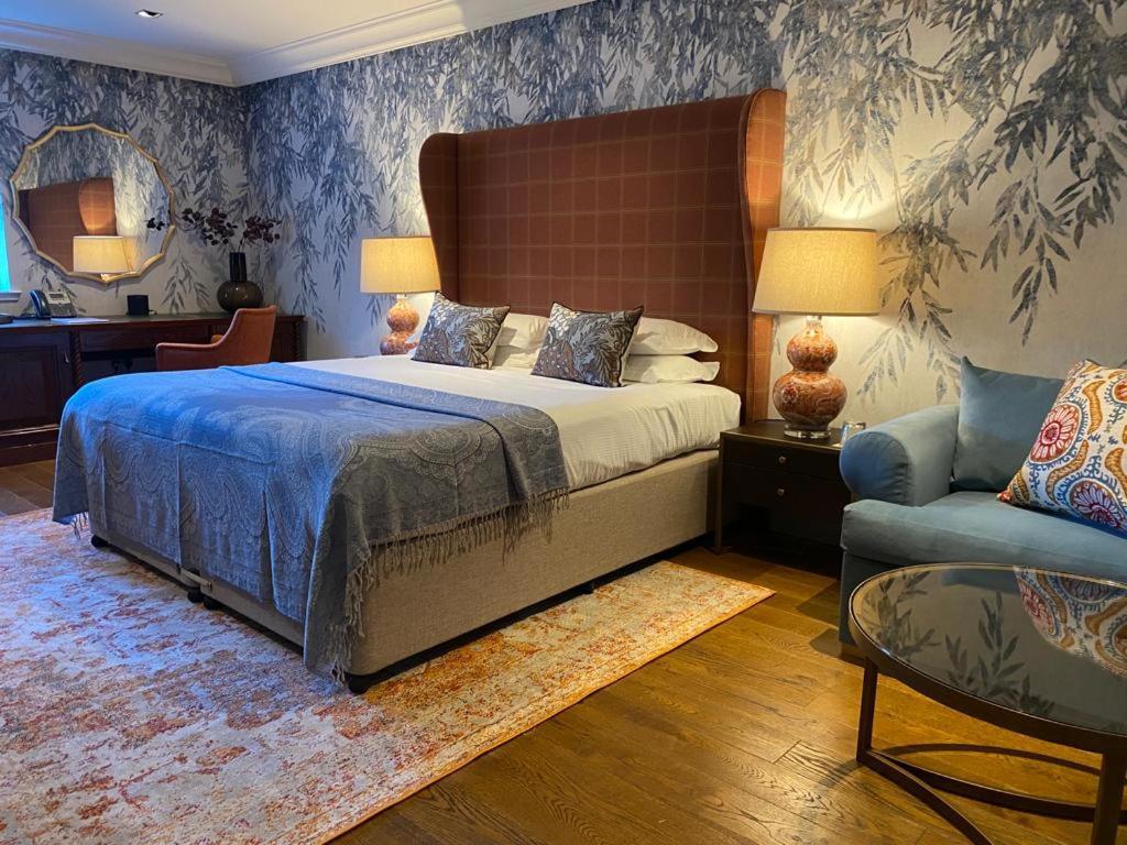 The Raeburn Hotel