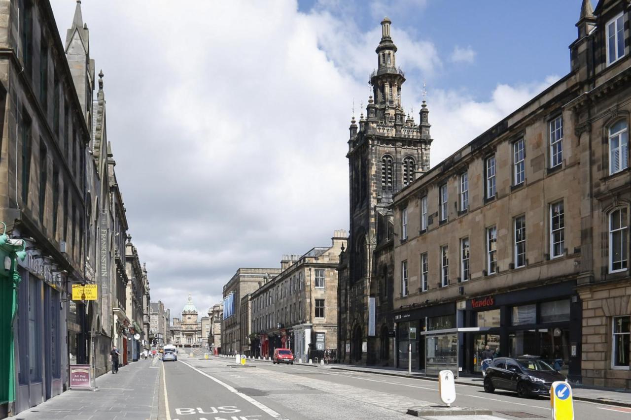 Fabulous 5 Double Bedroom Old Town Edinburgh
