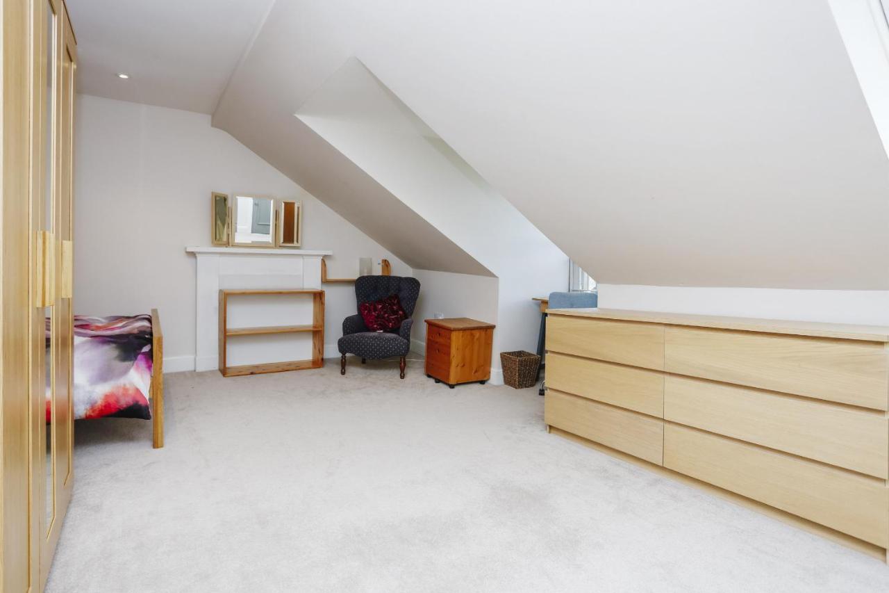 Fabulous 5 Double Bedroom Old Town