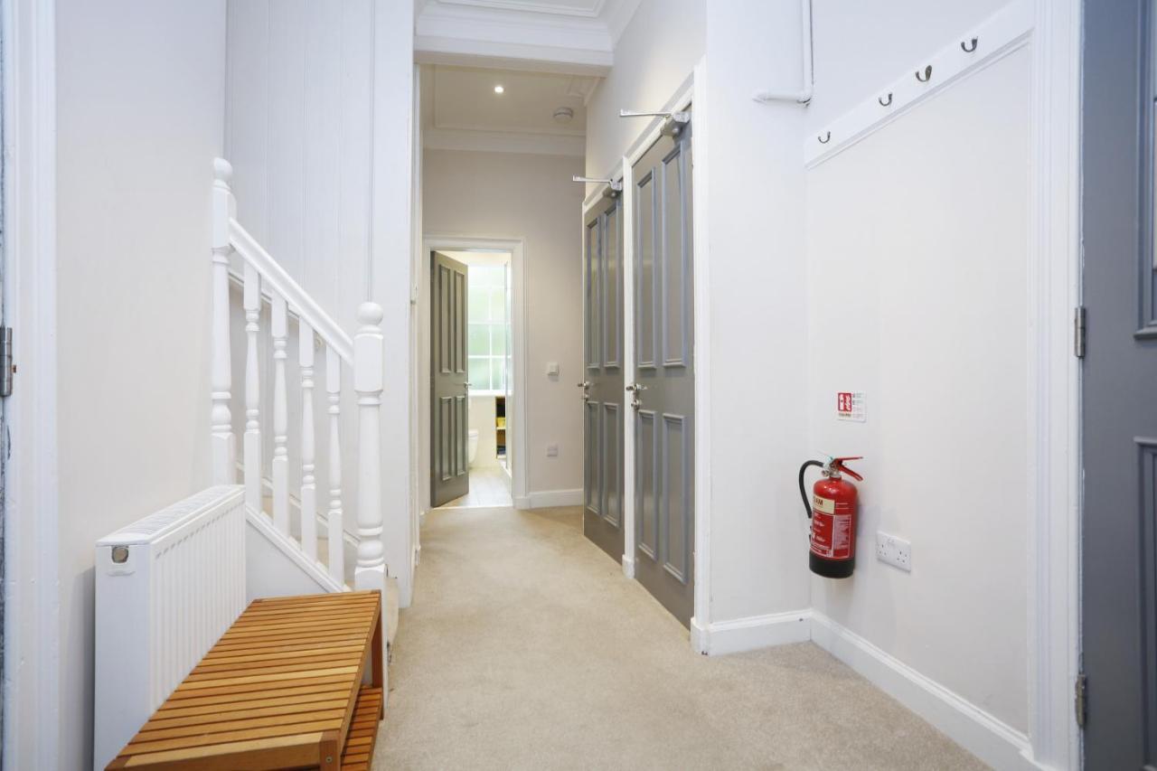 Fabulous 5 Double Bedroom Old Town *