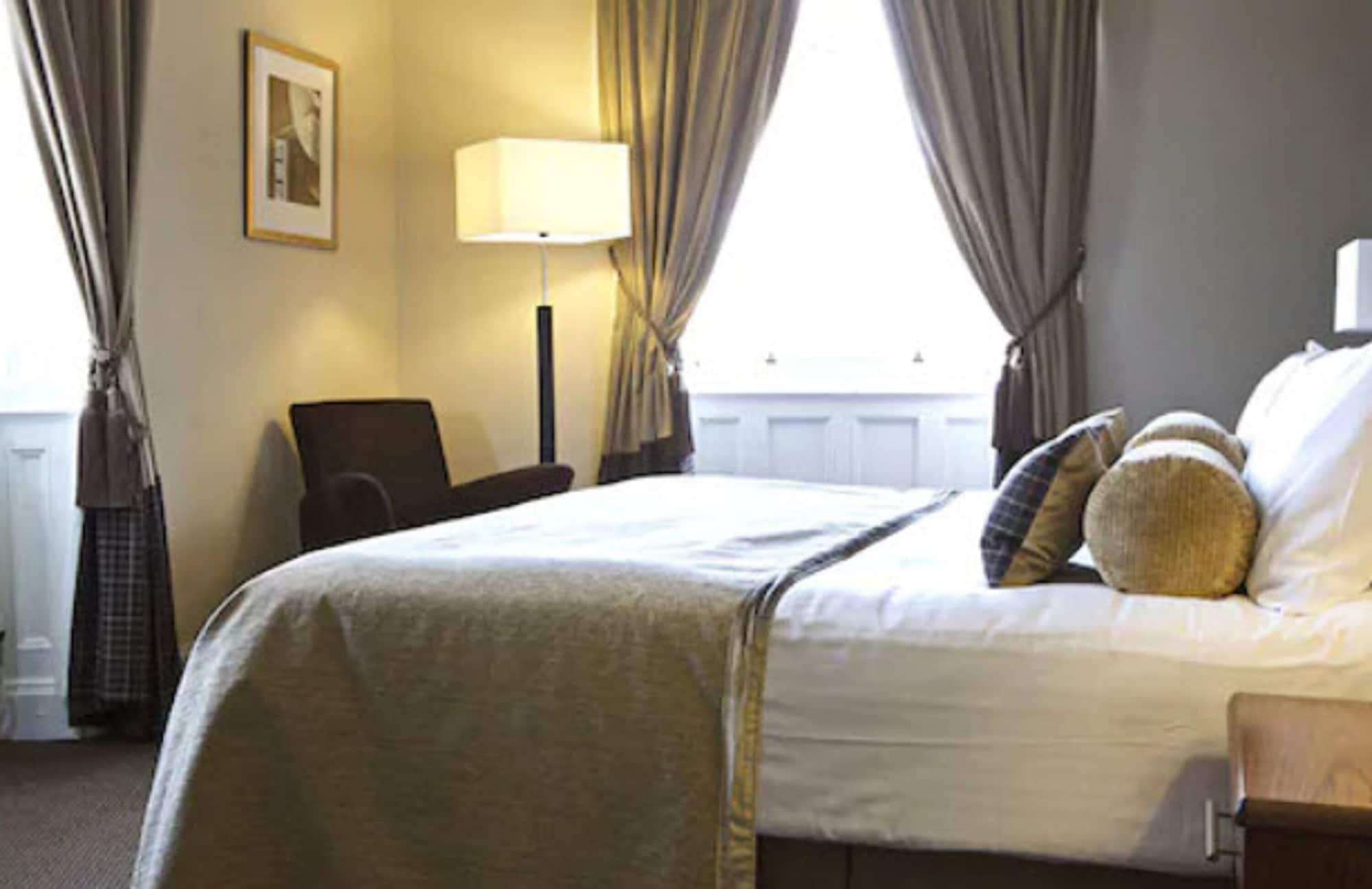 The Parliament House 3* Edinburgh
