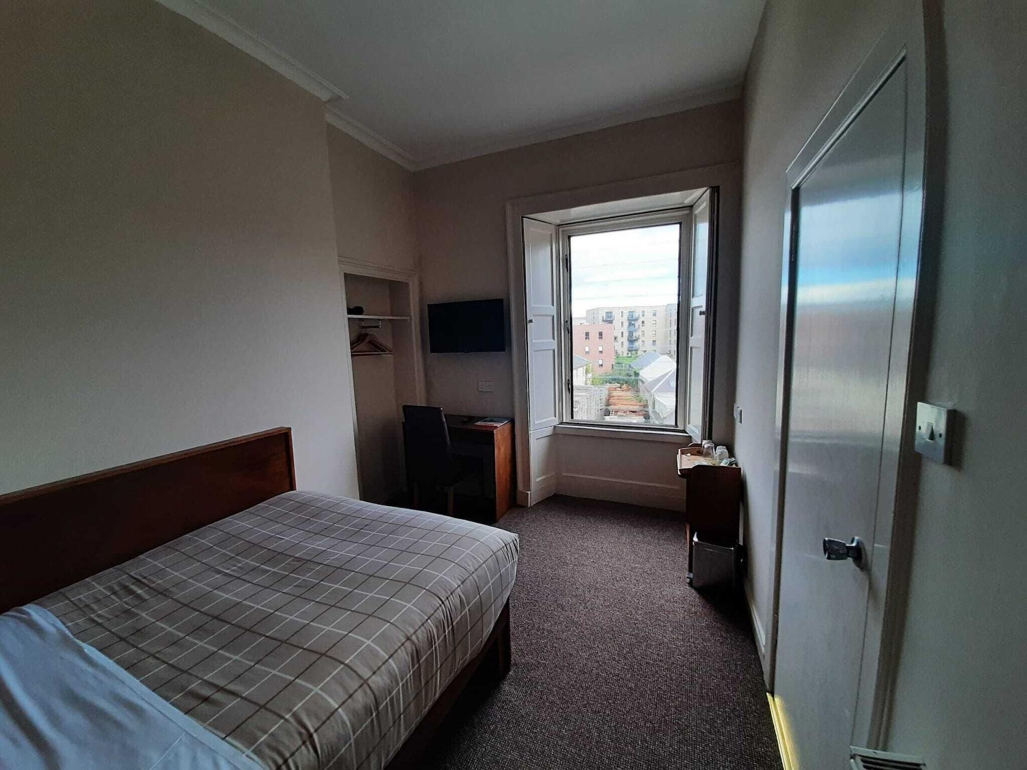 Adelphi Guest house