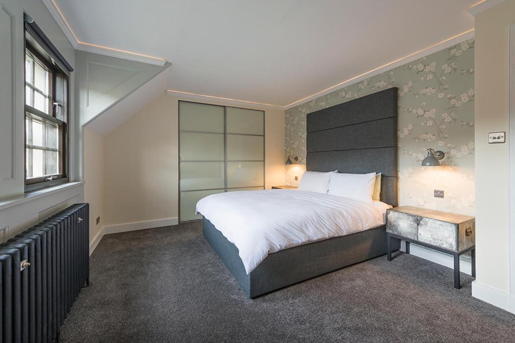 - - With Balcony And Free, Secure Garage Parking Apartment EDI