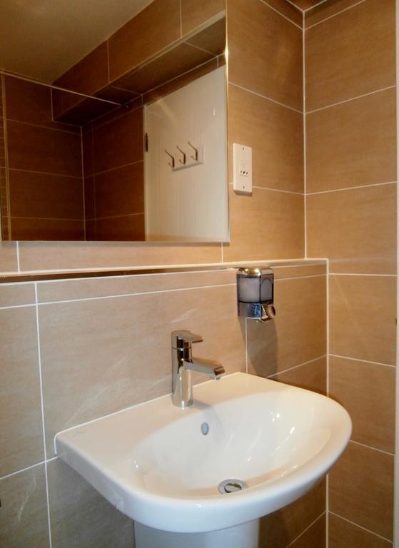 Calton Apartments * Edinburgh