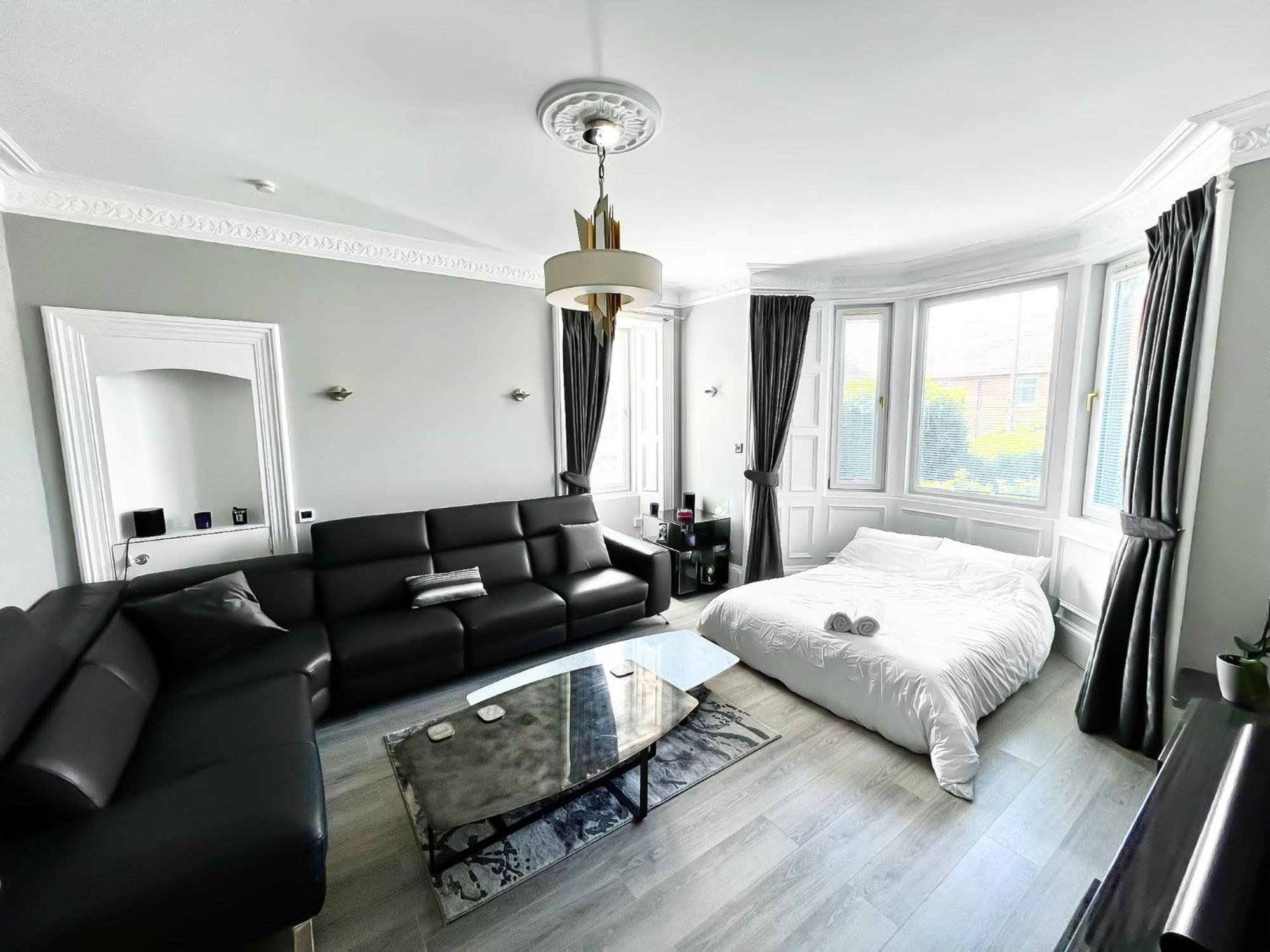 Apartment Immanuel House - Modern Luxury Victorian 1872 - Free Parking & Fast Fibre Optic Wifi EDI