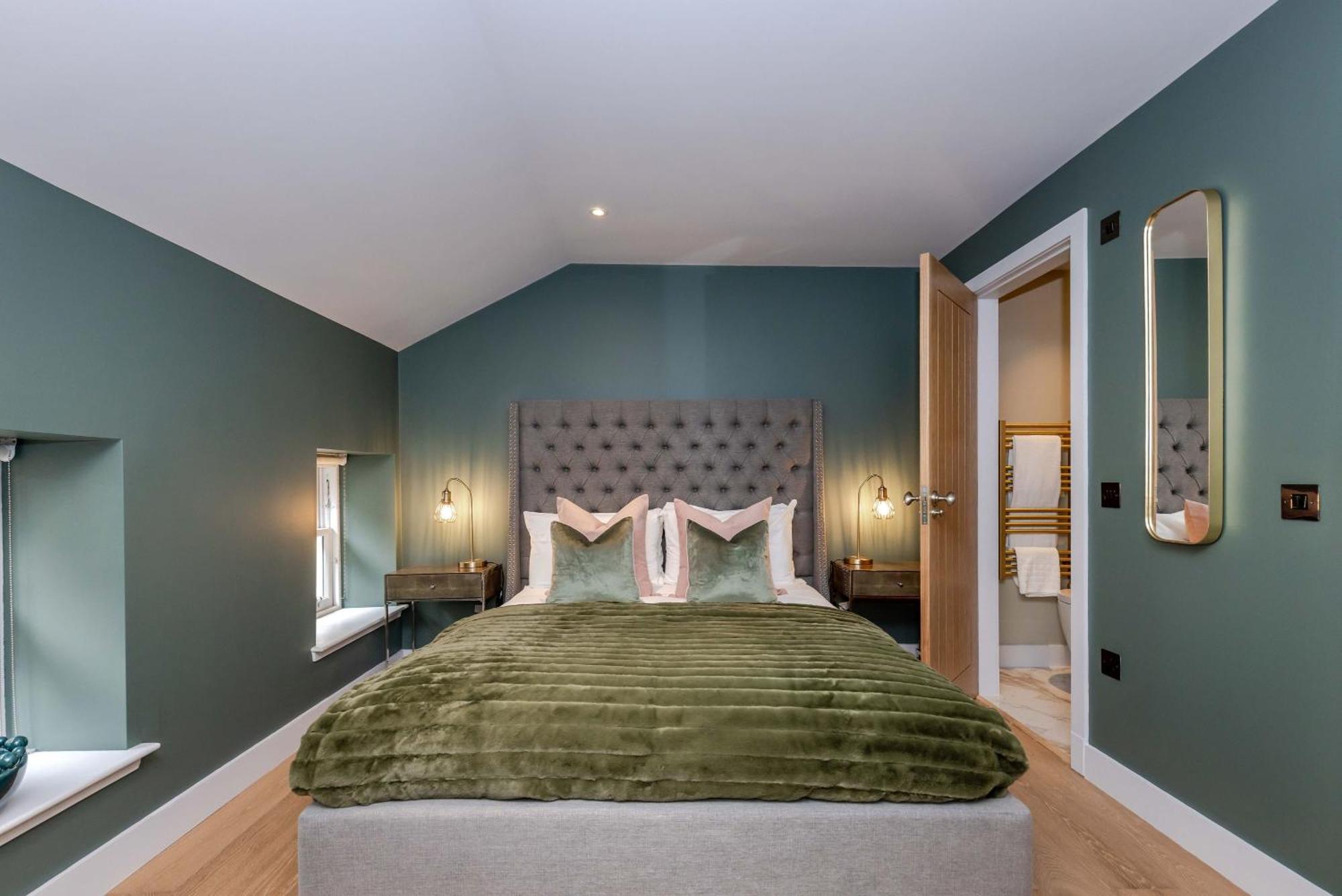 Dragon - Centre 2 Bed Luxury Mews House Ferienhaus