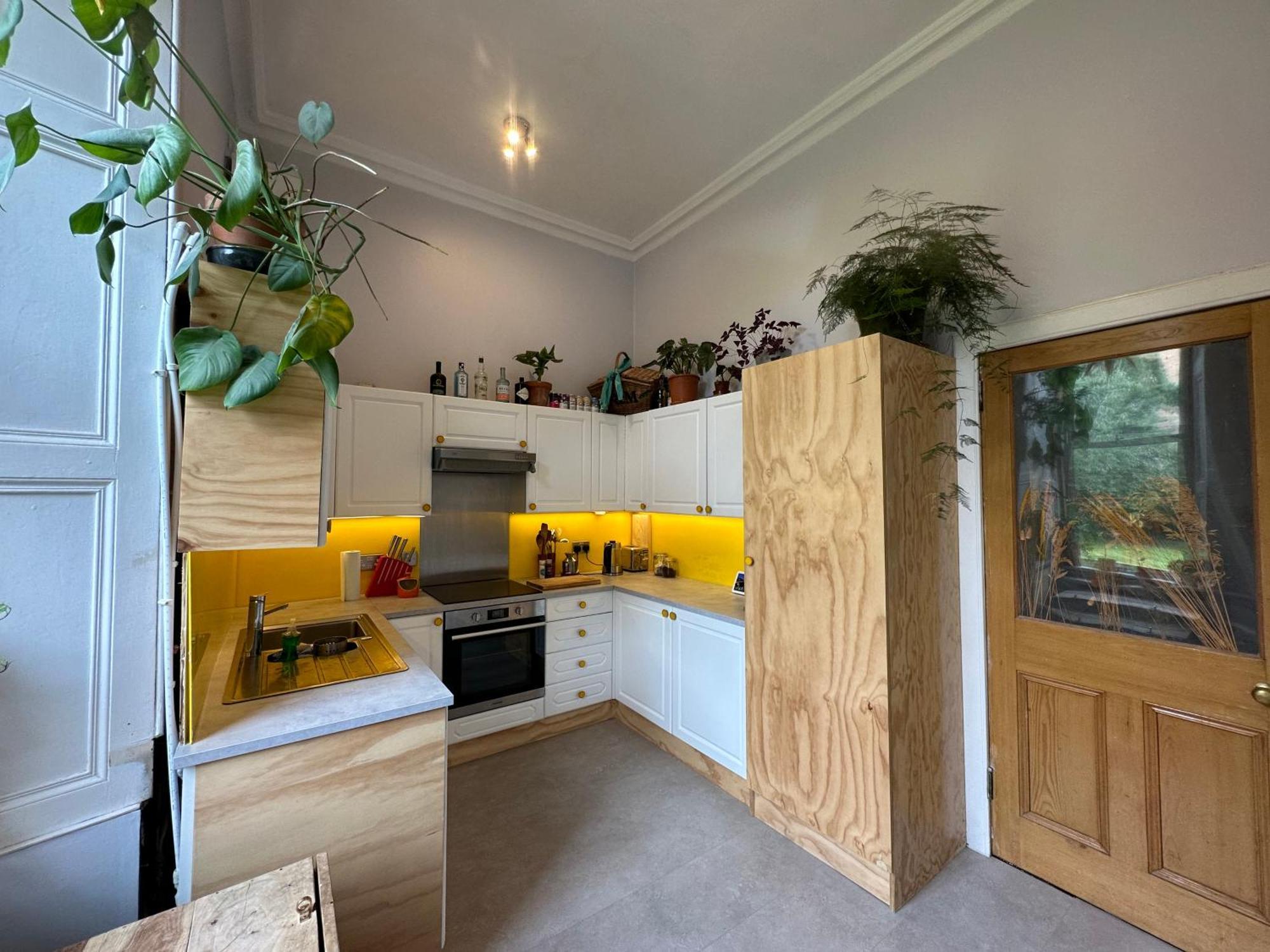 Quirky Apartment In Leith * EDI