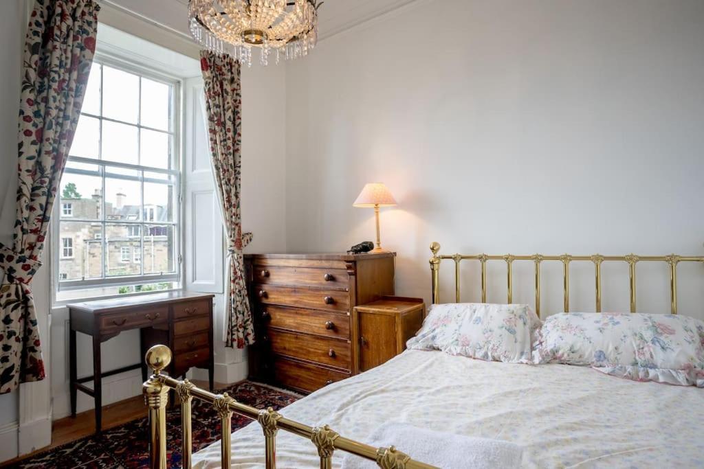 Claremont Townhouse Holiday home *