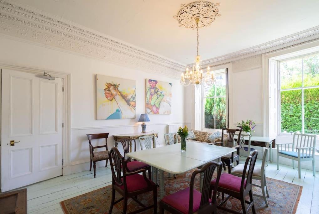 Claremont Townhouse Holiday home *