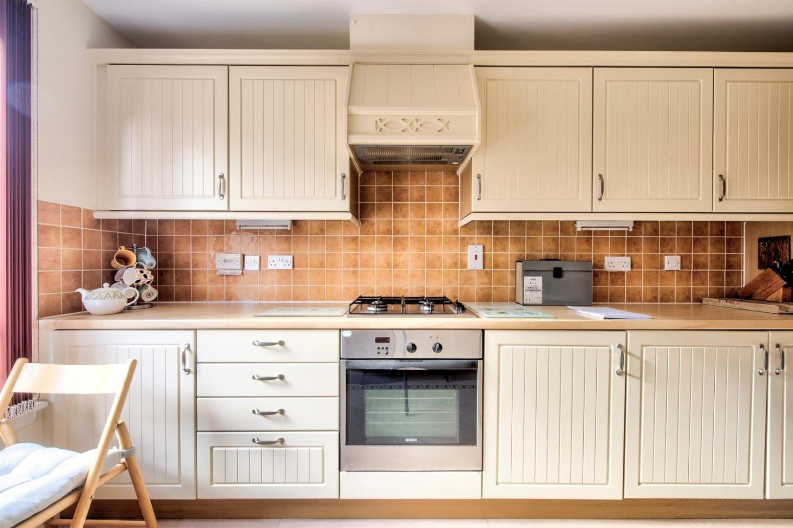 Apartment Guestready - Bright Near New Town *