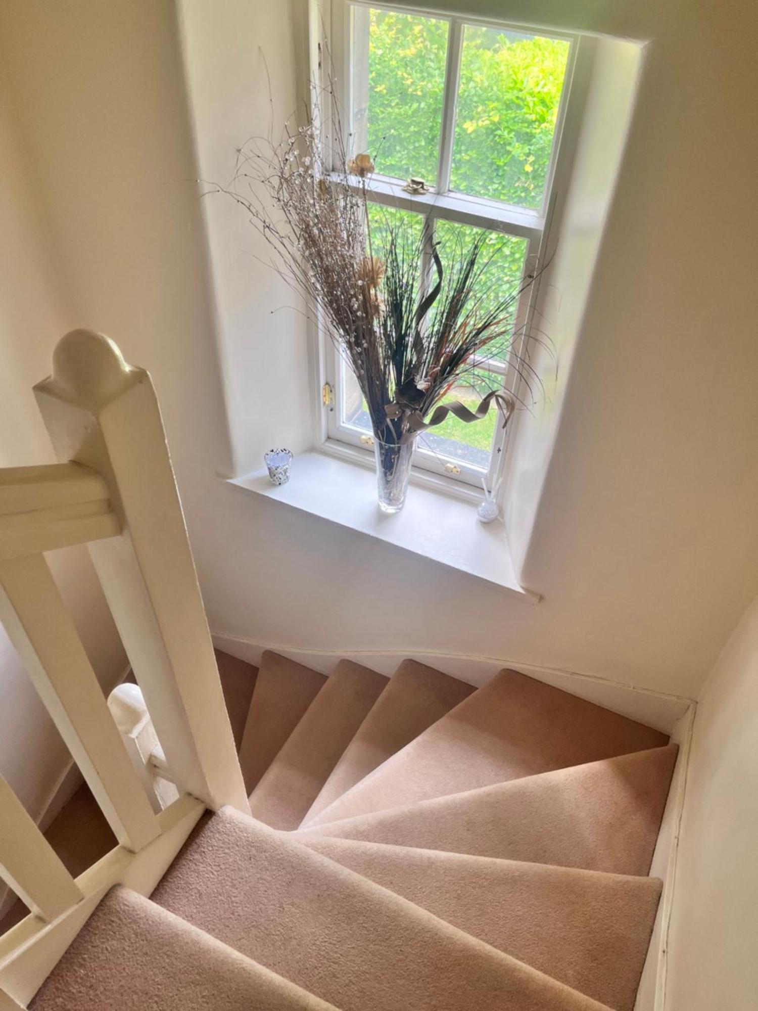 Private In Charming Detached House In Newington EDI