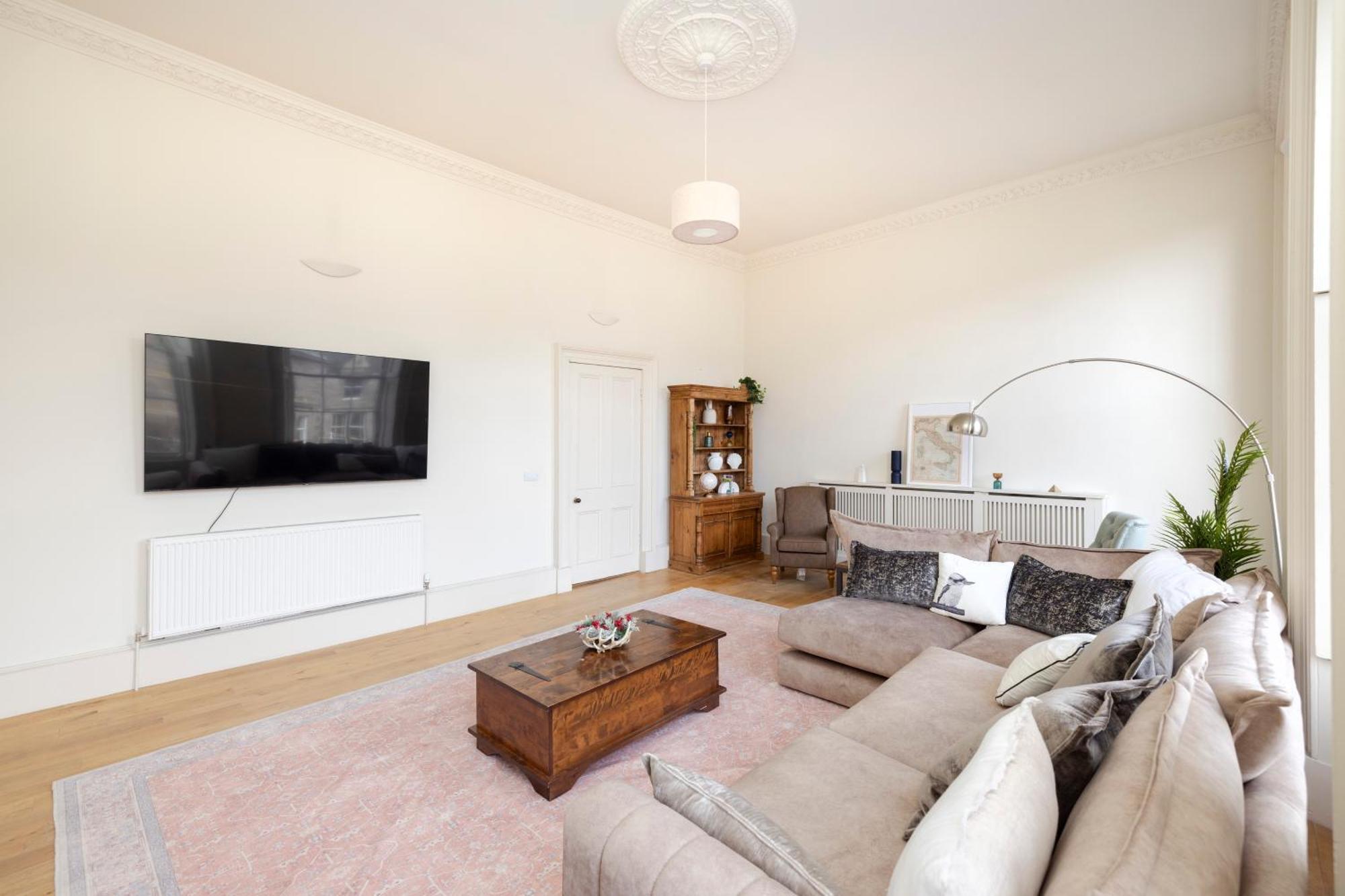 Joivy Exclusive House With Free Parking Apartment Edinburgh