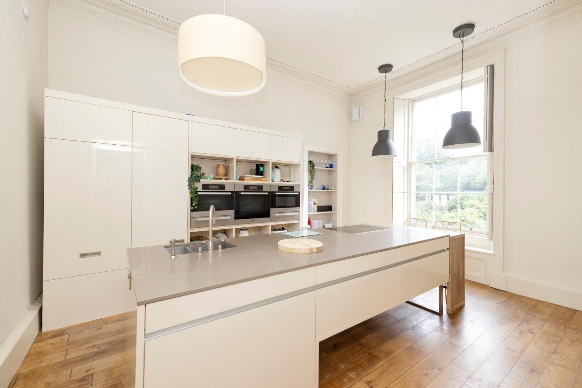 Joivy Exclusive House With Free Parking Apartment *