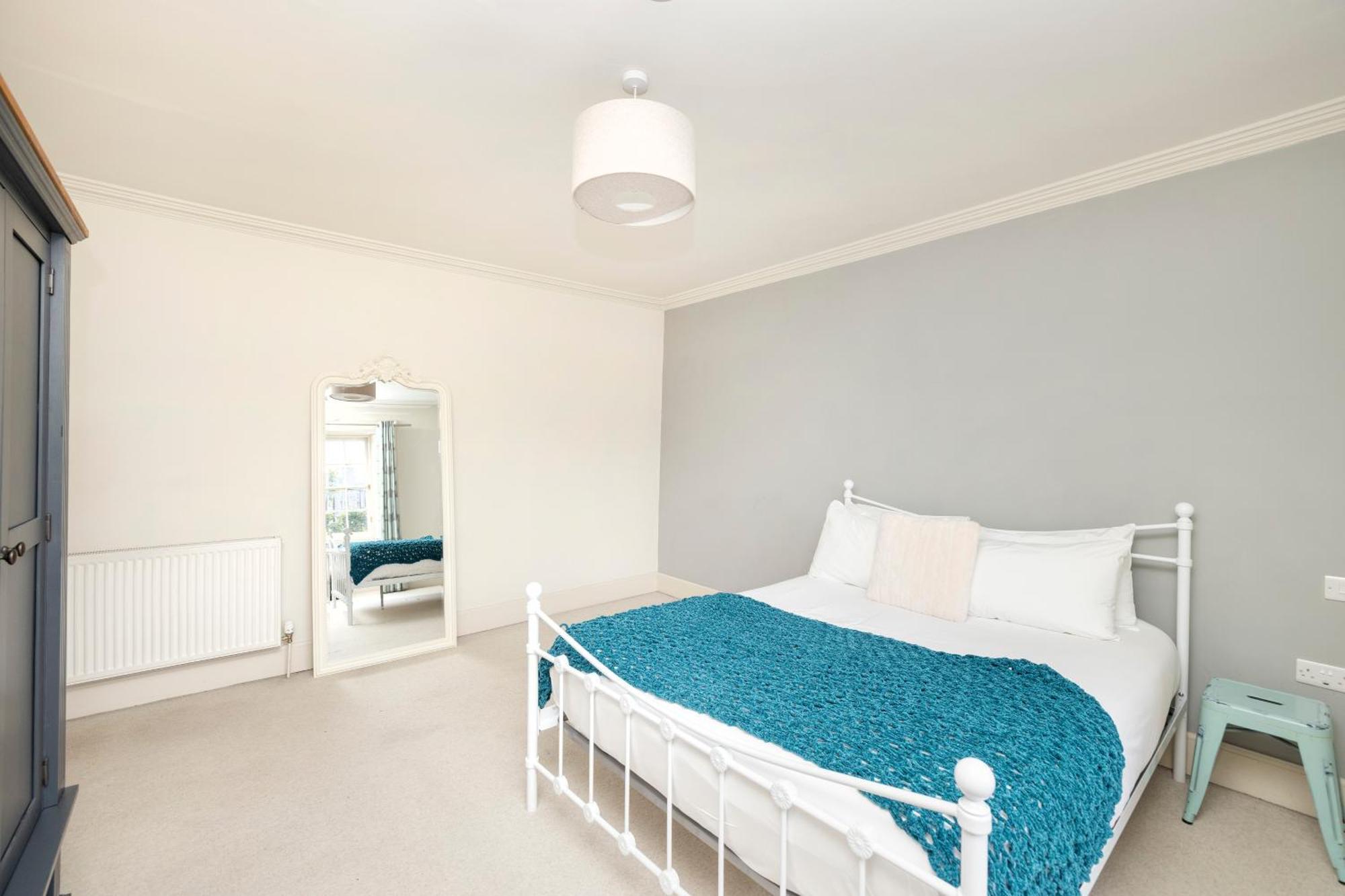 Joivy Exclusive House With Free Parking Apartment Edinburgh