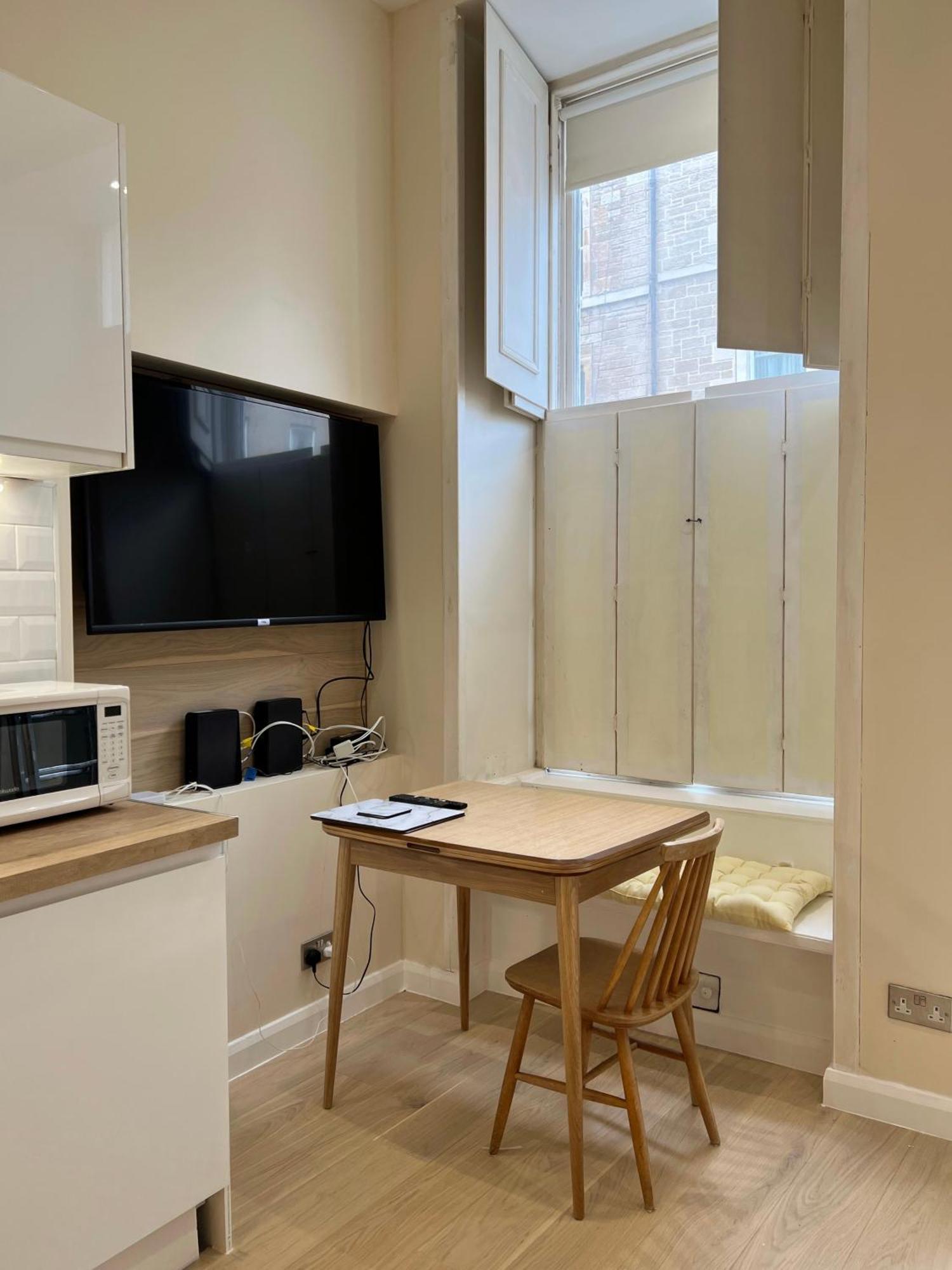 Centre 1bed Flat Near Castle & Uni