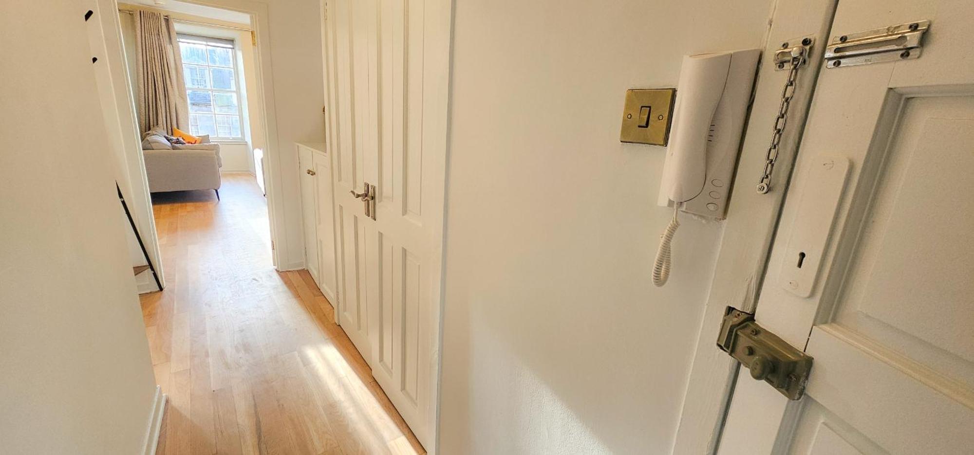Apartment Royal Mile - Bright 2 Bedroom
