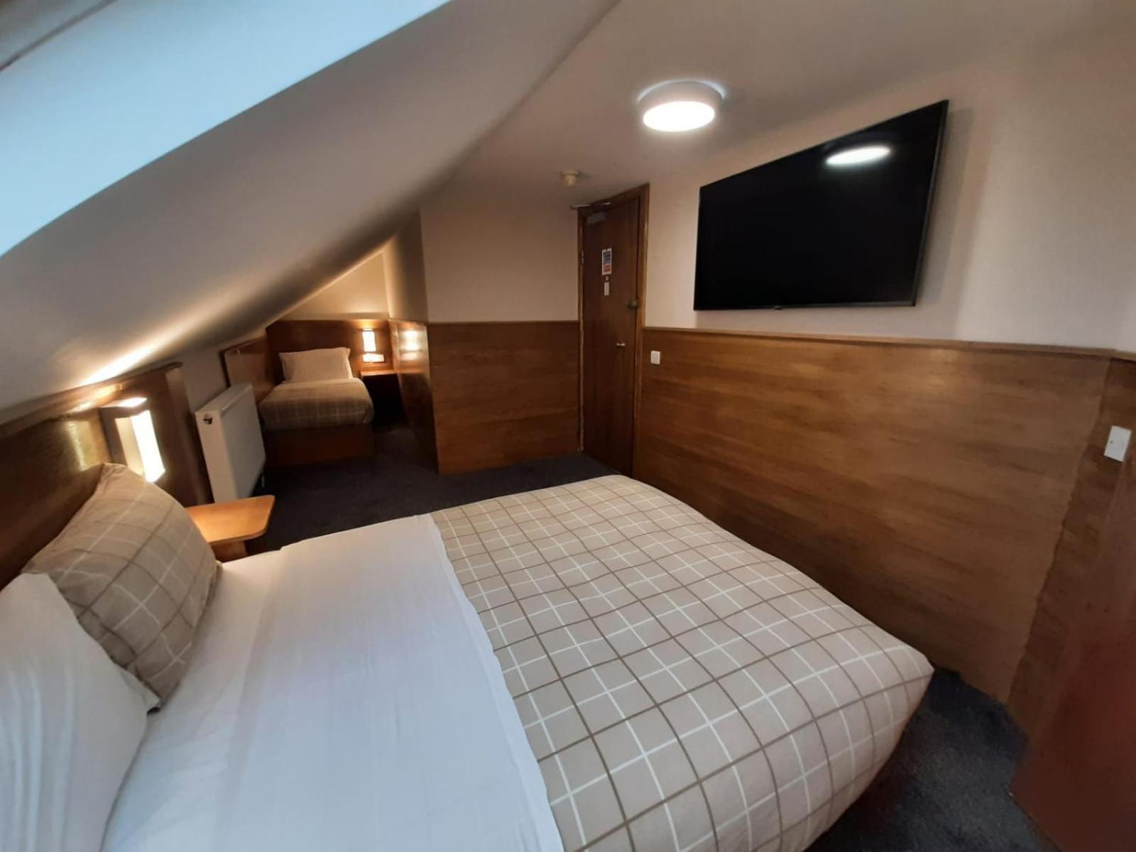 Adelphi Guest house