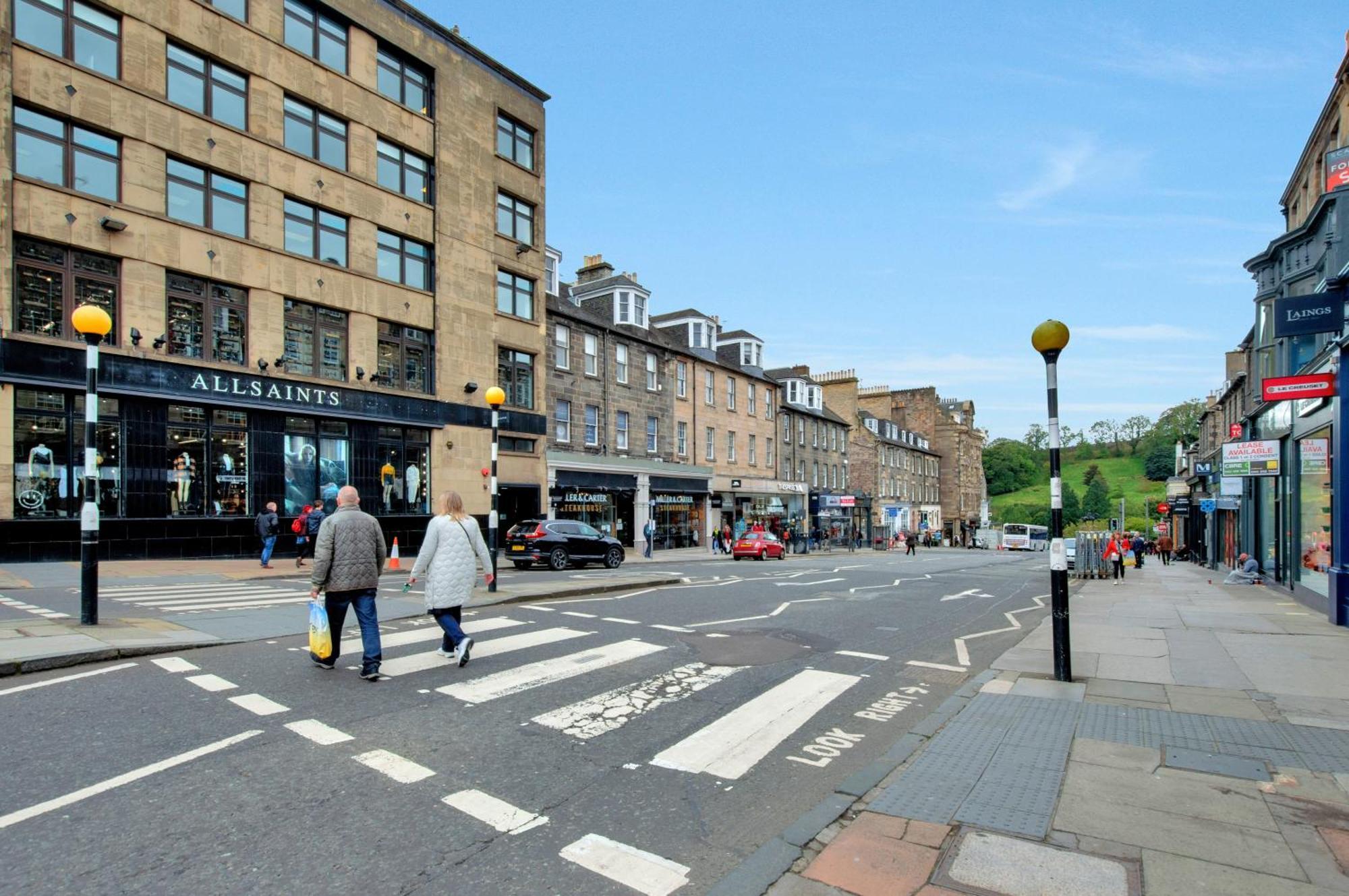 Large 3 Bed 3 Bath - New Town * Edinburgh